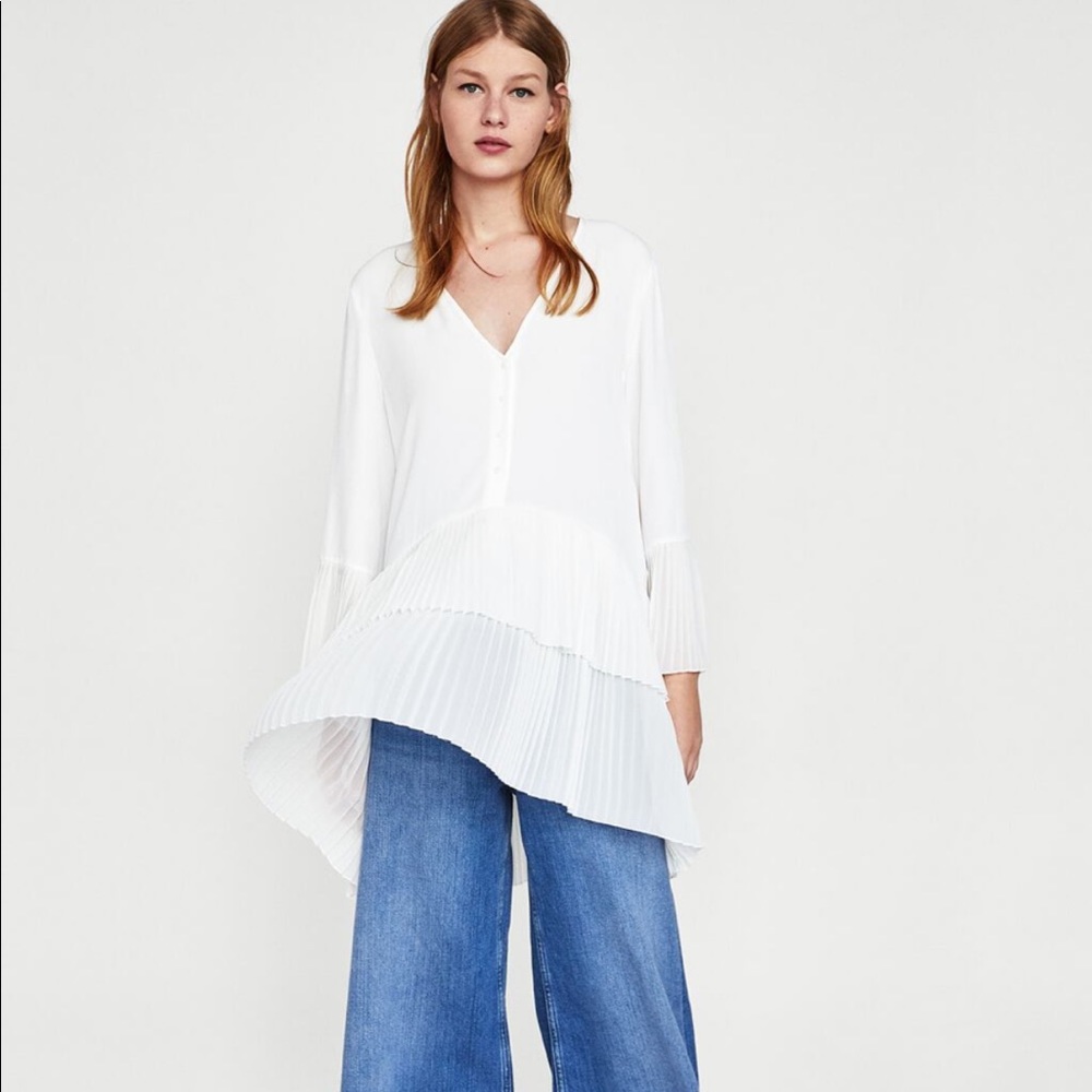 Zara white tunic with pleats